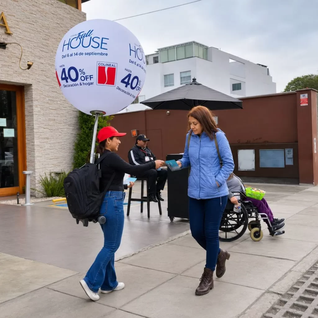 Volanteo con globo publicidad